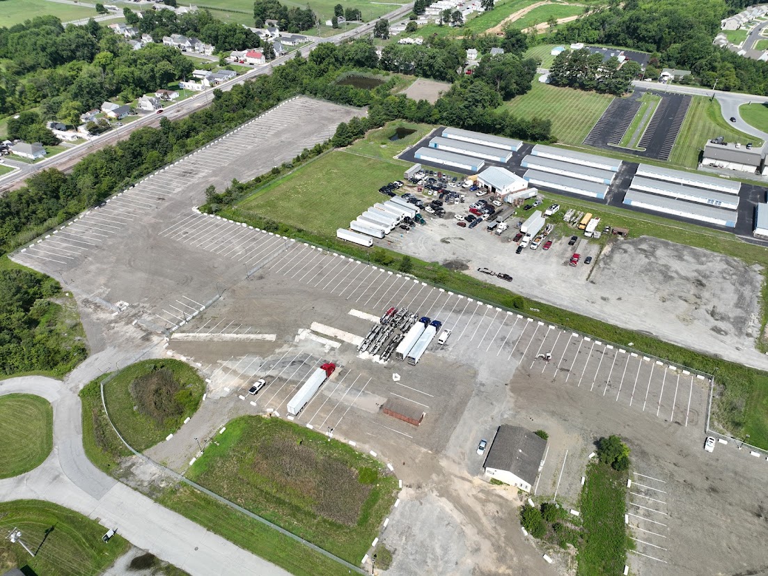 Aerial view 3 of 440 Twin Oaks Drive